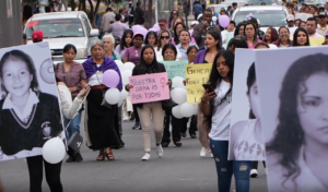 Marchas y actos solemnes marcaron el Día de la Mujer en Ibarra