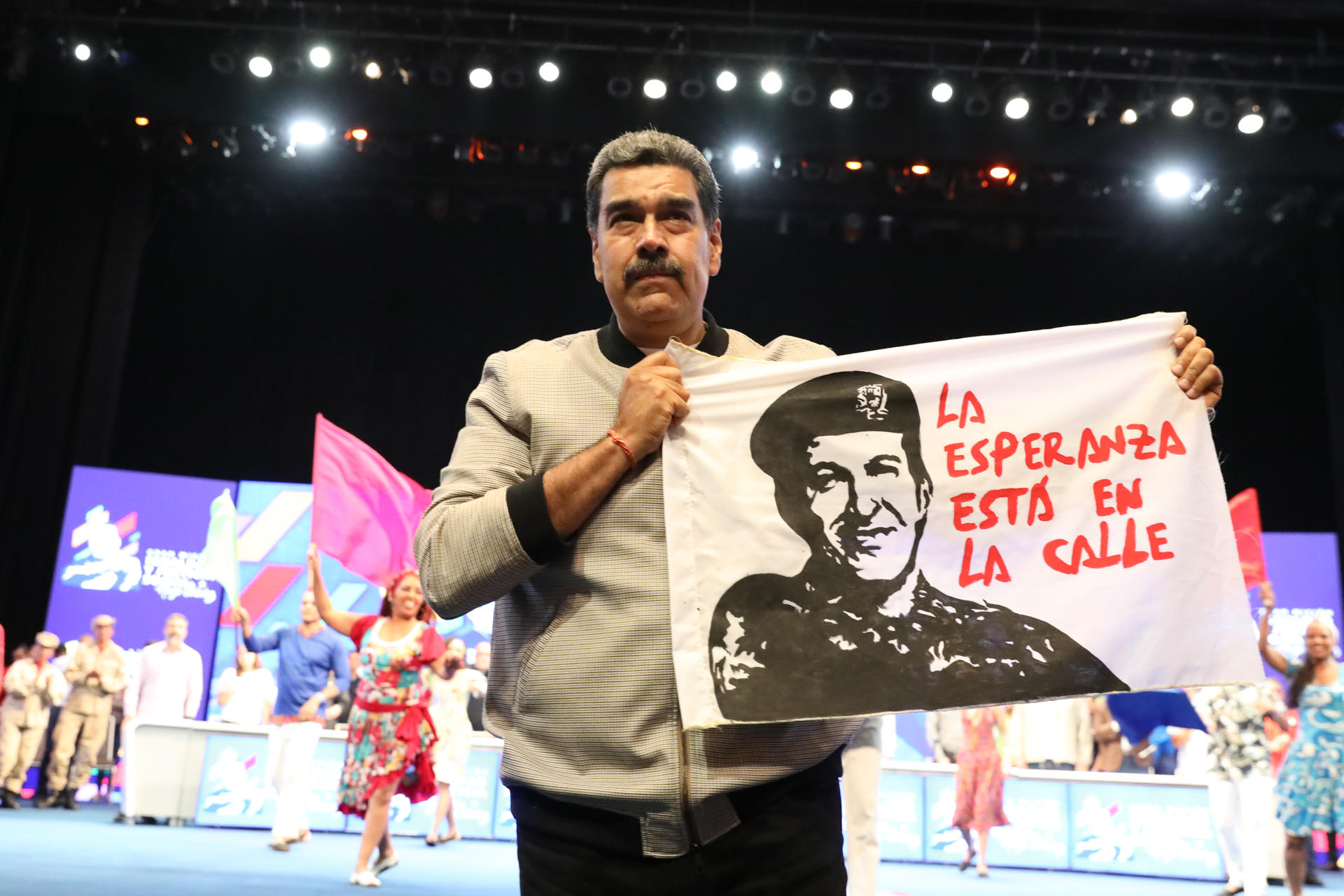 Maduro celebra el anuncio de la fecha de las elecciones presidenciales