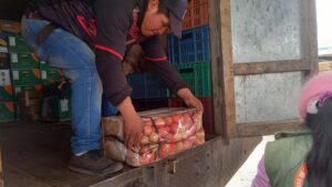 Cada vez menos productores venden en el mercado Mayorista de Ambato