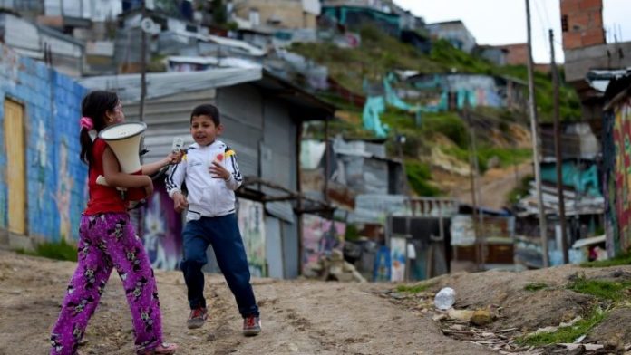 HECHO. Los países latinoamericanos están entre los más descontentos con su realidad