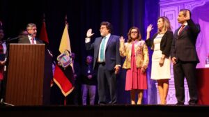 Patricio Espinosa del Pozo asumió el rectorado de la Universidad Central del Ecuador