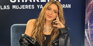 Shakira dio un concierto gratuito, tras presentar su disco ‘Las Mujeres Ya no Lloran’ con el que cierra su capítulo con Piqué