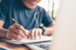 Inscríbete en el taller de nivelación gratuito para entrar a la universidad