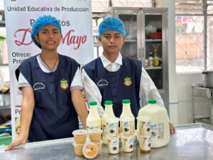Estudiantes producen lácteos y cárnicos en Yantzaza