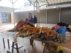 Visita la feria del pescado seco en la terraza del mercado Artesanal en Ambato