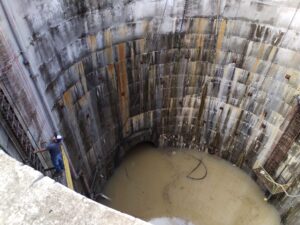 Autoridades inspeccionan situación del túnel Las Totoras