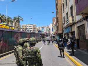 Base de cocaína y marihuana encuentran en un restaurante del centro de Ambato