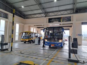Matriculación Vehicular en Ambato atenderá este sábado