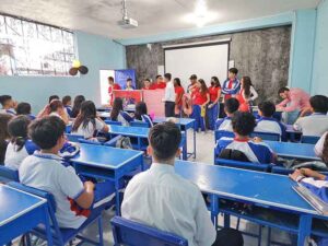 Educación: La Ministra Alegría Crespo reforma el reglamento y los estudiantes ya no perderán el año si están en educación básica