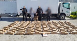 Viajaba con media tonelada de droga desde Carchi hasta Quito