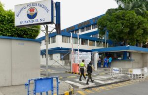 Fiscalía allana hospital donde entregaban certificados médicos falsos a policías