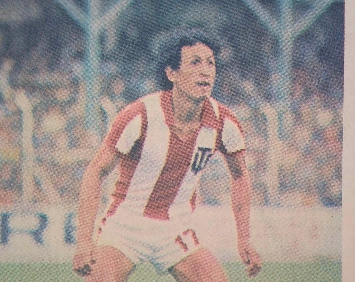 Gorky Revelo comenzó a jugar fútbol profesional desde que tenía 16 años.