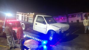 Comuneros retienen a un hombre por un accidente en El Quinche, Santa Rosa