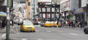 Taxímetro, dispositivos que ya no usan muchos taxistas en Ambato