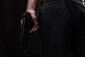 Baños: le disparan a un hombre dentro de su casa