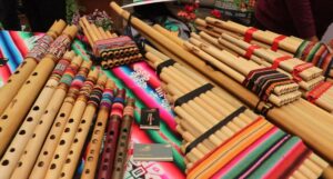 Cursos gratis de instrumentos andinos en Izamba