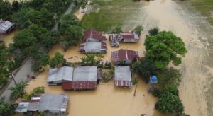 200 familias afectadas por la creciente del río en Montalvo