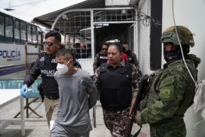 Quiénes son los 13 presos extranjeros que Ecuador repatrió