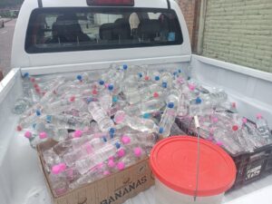 Más de 200 litros de licor irregular se decomisaron en Ibarra