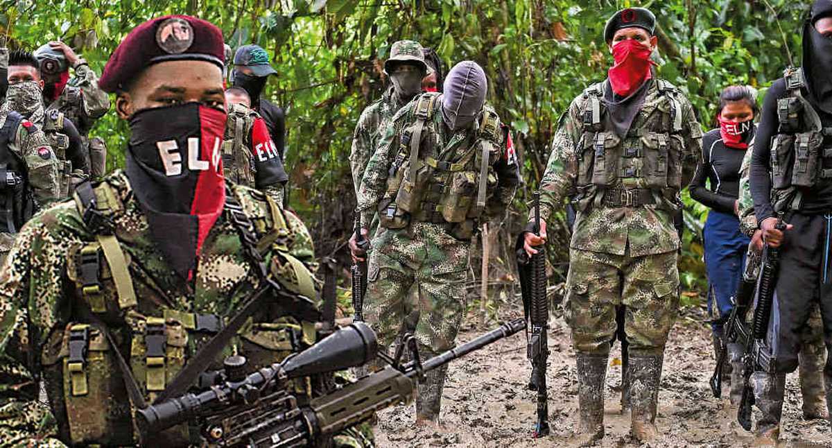 GRUPO Integrantes del Ejército de Liberación Nacional de Colombia. FOTO: Archivo.