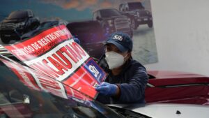 SRI incauta 33 vehículo en varias ciudades del país