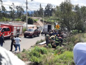 Hombre aparece muerto en el canal de riego en Picaihua