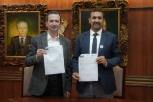 UTPL y UNL firman histórico convenio para el desarrollo educativo y social del sur del país 