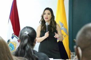 Asambleísta Gisella Molina presentó una queja en contra de Pamela Aguirre