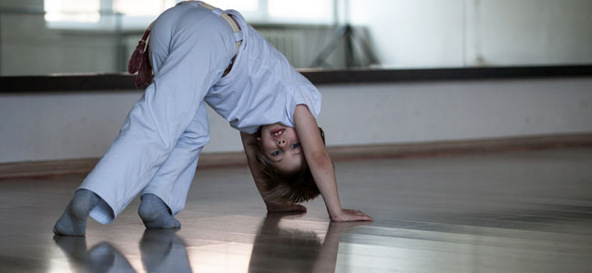 Este curso de capoeira está dirigido para niños.