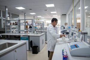 UTPL inaugura cinco modernos laboratorios para fortalecer la investigación, aprendizaje y vinculación social