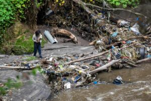 Contaminación del Machángara: entre la negligencia y la esperanza de un futuro limpio