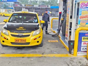 Taxismo analiza compensación por combustibles
