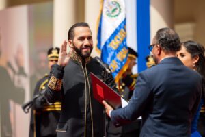 Inicia el segundo mandato consecutivo de Bukele en El Salvador