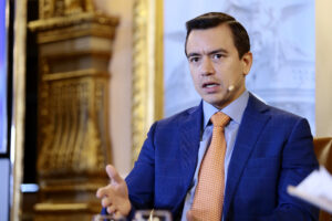 Todo lo que debe saber sobre la reducción del subsidio a los combustibles que prepara el Gobierno de Daniel Noboa
