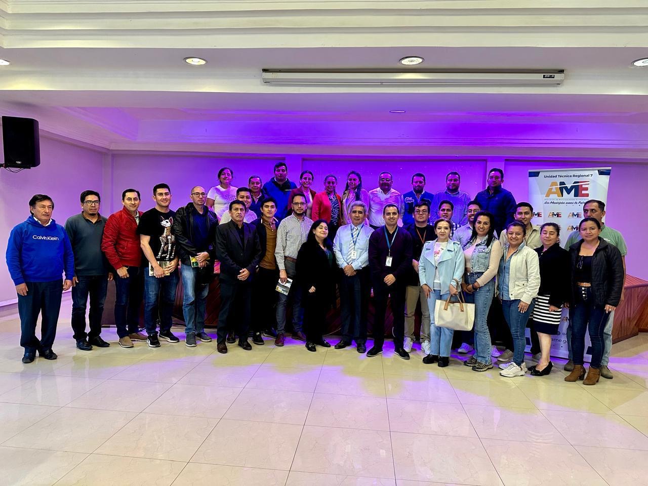 Loja acoge taller de capacitación catastral para municipios de la Zona 7