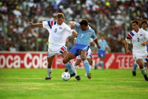 Uruguay vs. Estados Unidos se enfrentaron por la Copa América 1993 en el estadio Bellavista