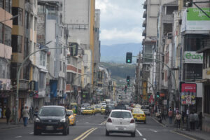 Tungurahua: un carro por cada cuatro personas incrementa el tráfico