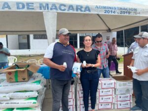 Productores de Macará reciben insumos para mejorar la producción de arroz