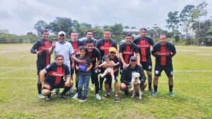 Docentes buscan un cupo en las semifinales