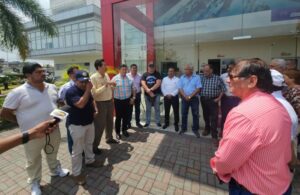 Transportistas exigen más respeto al Gobierno
