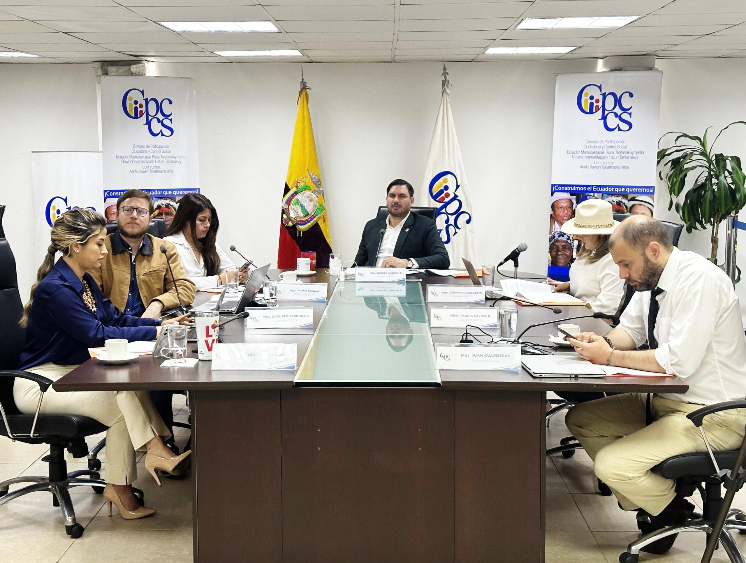 SESIÓN Vocales del Cpccs. (Foto archivo)