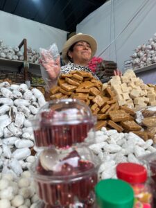 Bocadillos de Chaguarpamba, 65 años de tradición en las manos de Elena Yaguana