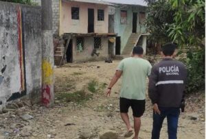 Babahoyo: Hombre escapa de sicarios lanzándose al río