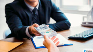 Unos bancos sólidos reducen el impacto de la crisis y son unos de los escudos de la economía ecuatoriana