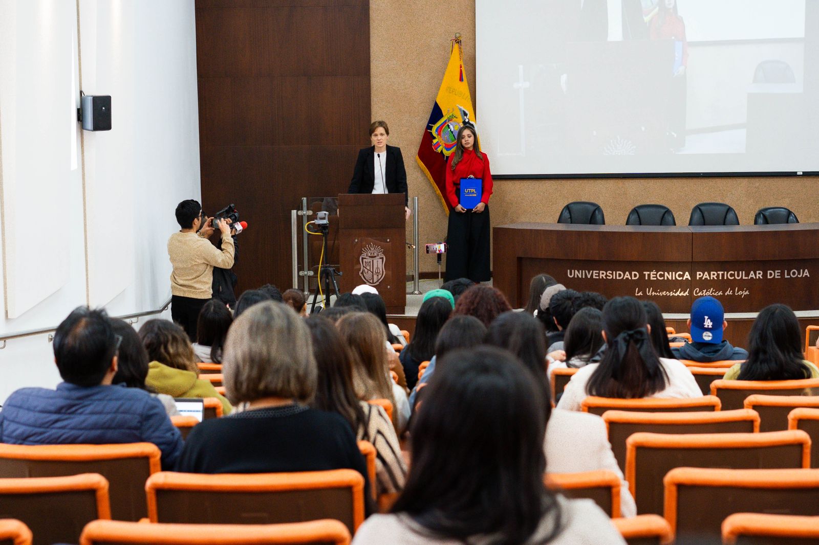 UTPL fortalece el acompañamiento emocional con “No Estás Solo”