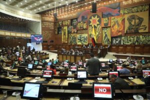 Asamblea no autorizó levantar inmunidad a Mónica Palacios
