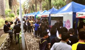 Ambato: feria de emprendimientos en el Parque de las Flores