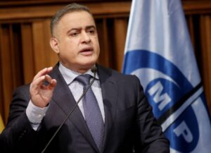 Ministro de Defensa de Argentina cuestiona abusos del Fiscal General de Venezuela
