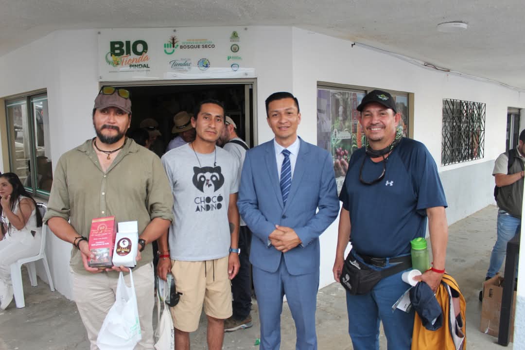 Pindal inaugura su primera Biotienda