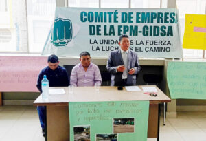 Ambato: trabajadores de Gidsa amenazan con paralizar el servicio de recolección de basura